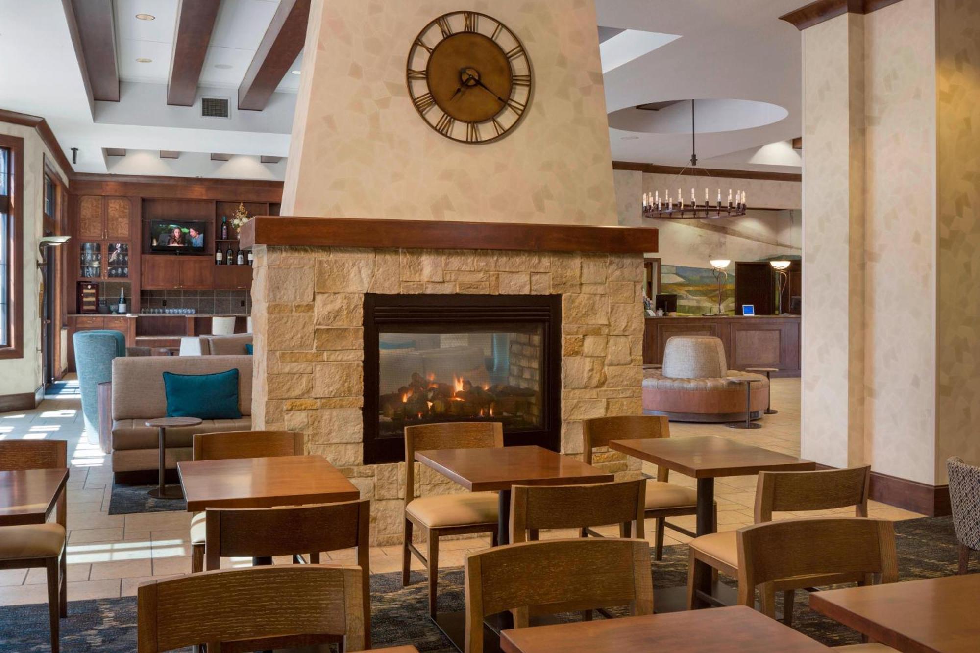 Springhill Suites Napa Valley Bagian luar foto