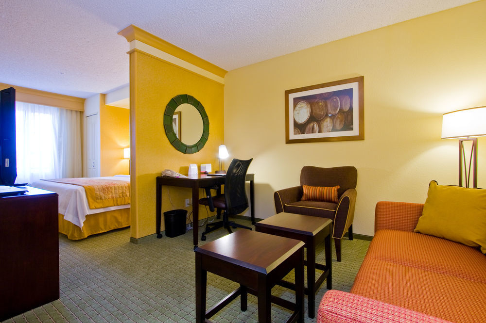 Springhill Suites Napa Valley Bagian luar foto